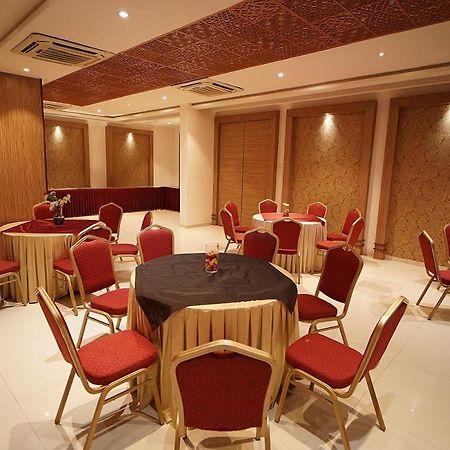 Hotel Amora - Rajnandgaon Raj Nandgaon Eksteriør bilde