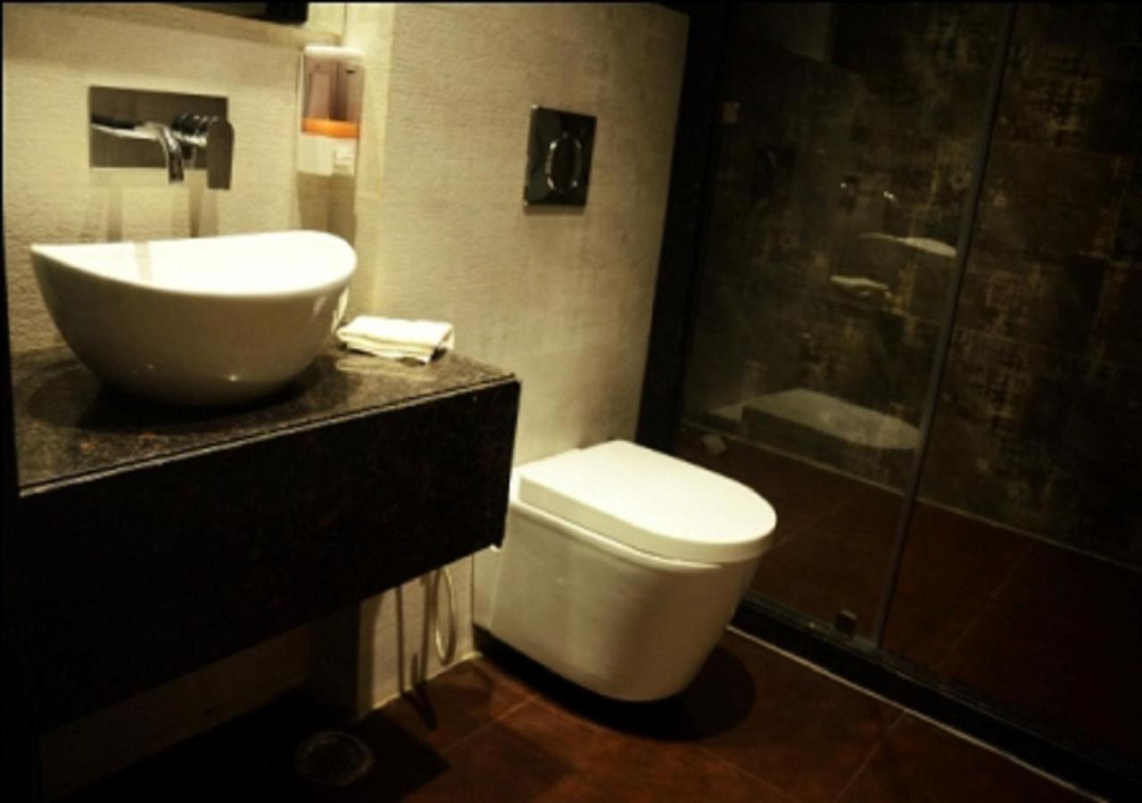 Hotel Amora - Rajnandgaon Raj Nandgaon Eksteriør bilde