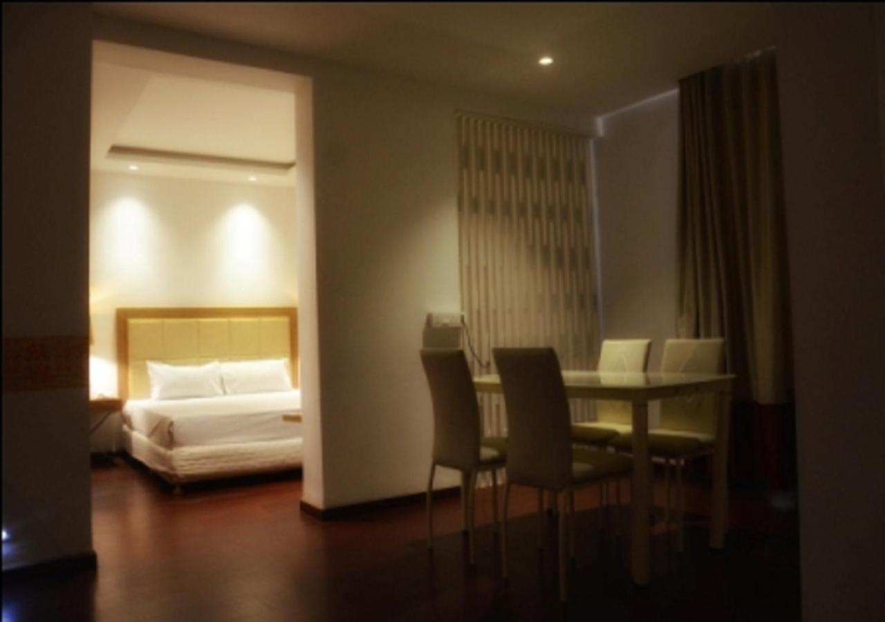 Hotel Amora - Rajnandgaon Raj Nandgaon Eksteriør bilde