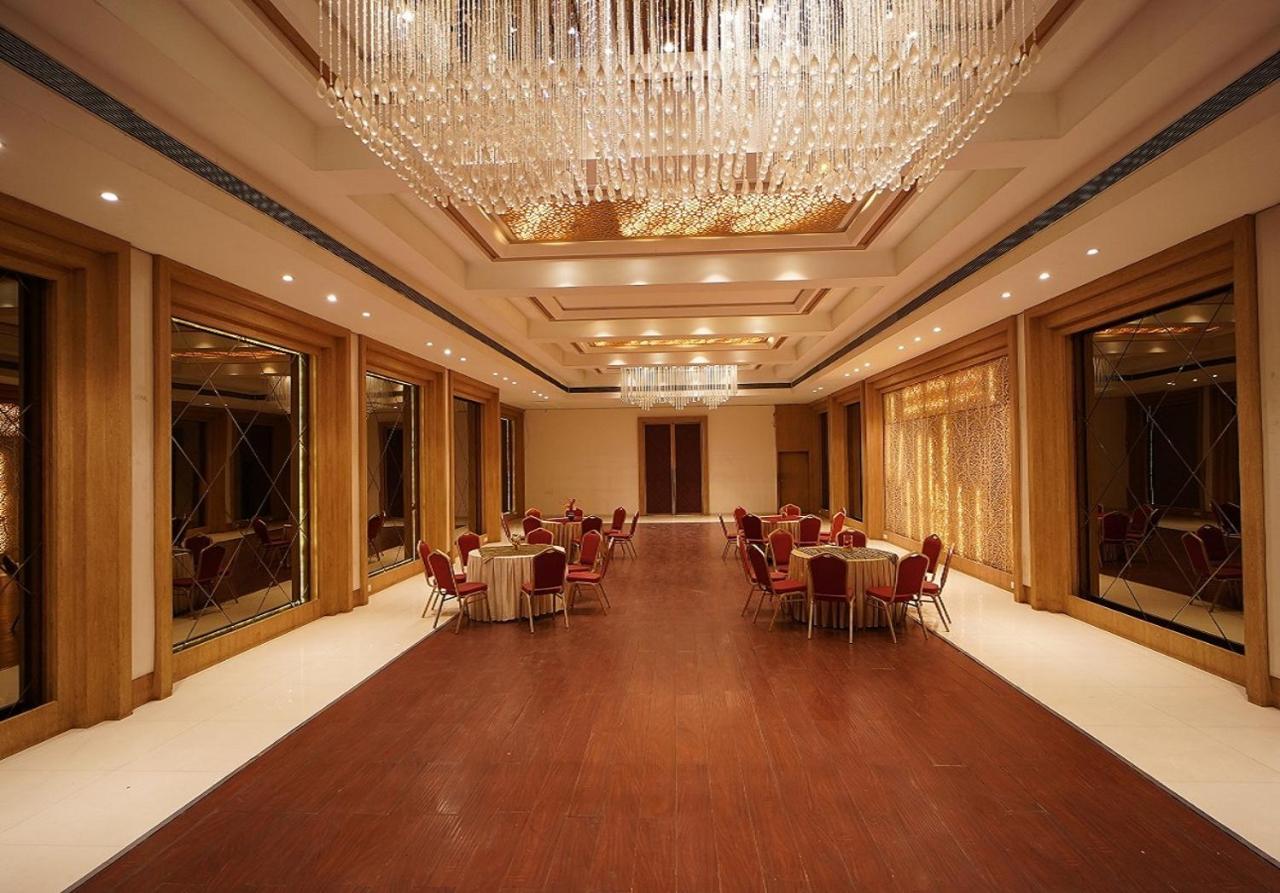 Hotel Amora - Rajnandgaon Raj Nandgaon Eksteriør bilde