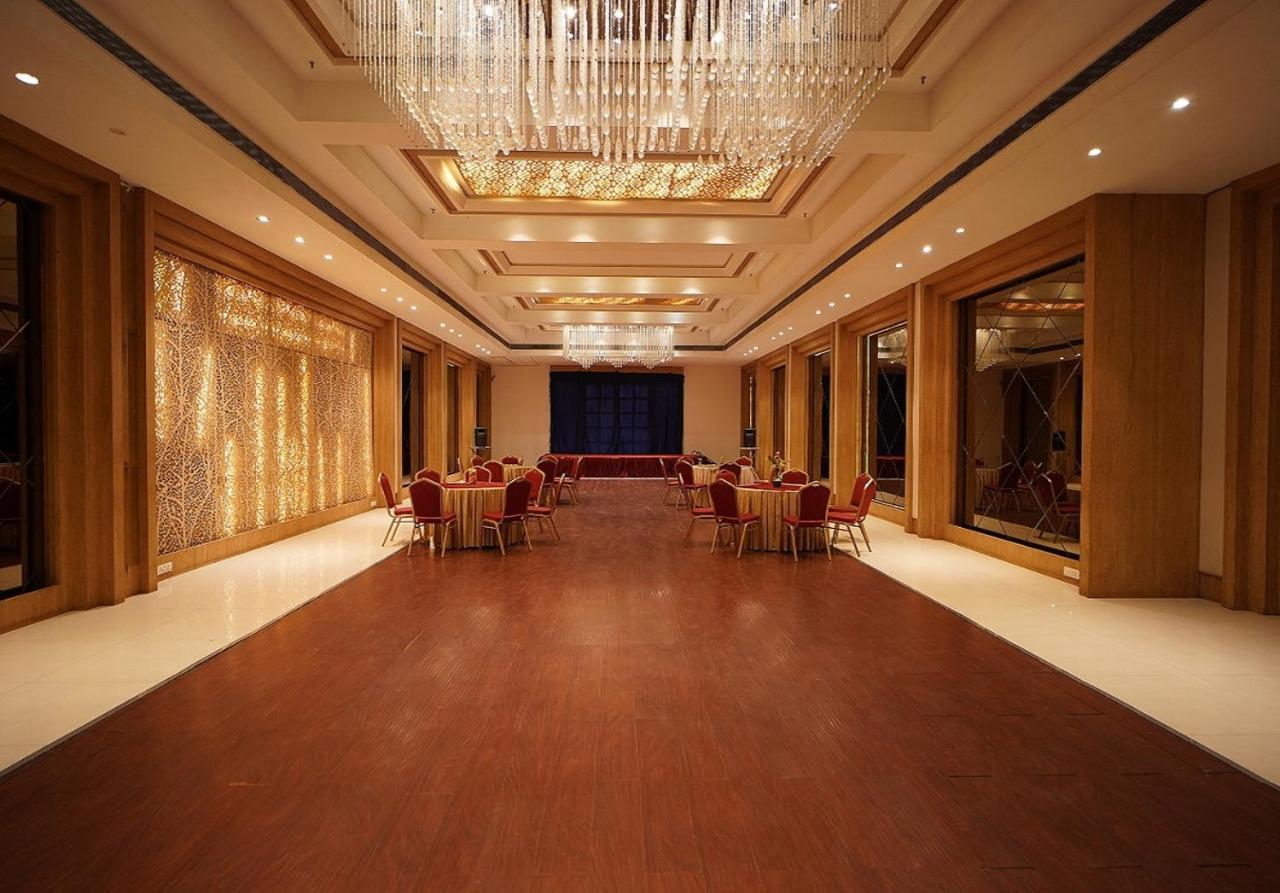 Hotel Amora - Rajnandgaon Raj Nandgaon Eksteriør bilde