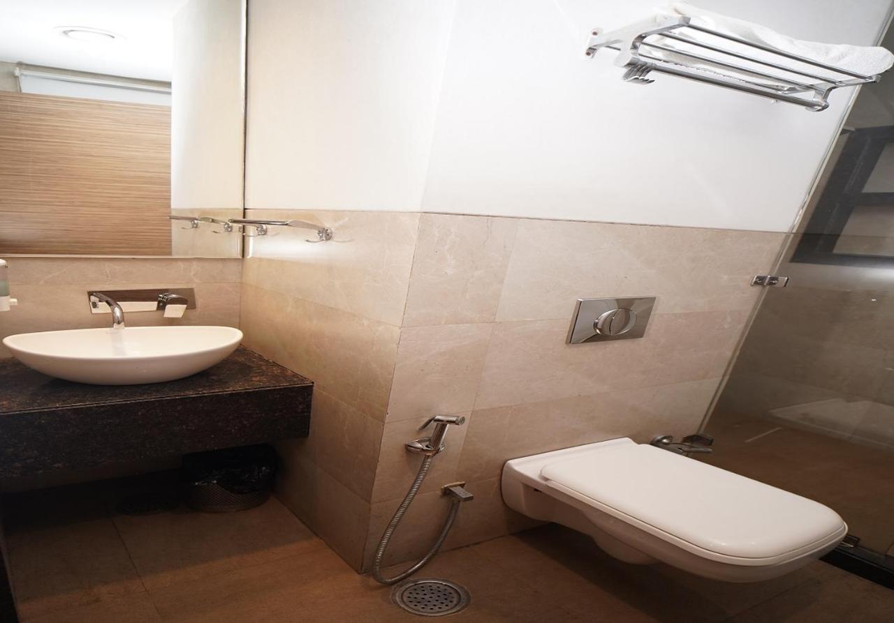 Hotel Amora - Rajnandgaon Raj Nandgaon Eksteriør bilde