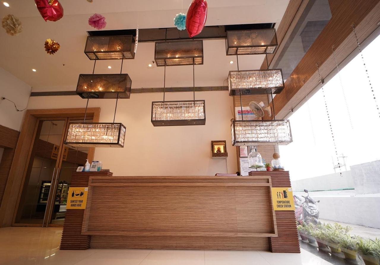 Hotel Amora - Rajnandgaon Raj Nandgaon Eksteriør bilde